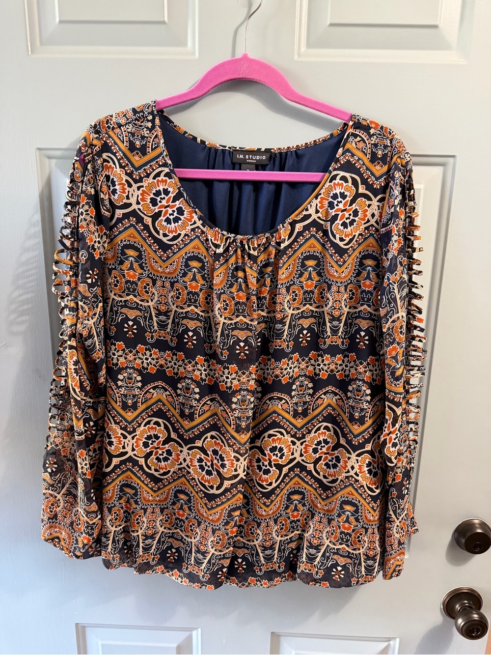 I.N. Studio blouse size 1X